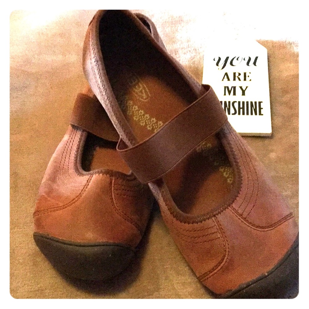 Keen Mary Janes